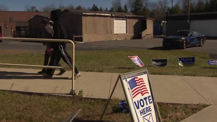 Voters hit the polls in Monroe County