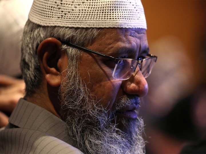 Interim government won’t allow Zakir Naik to enter Bangladesh