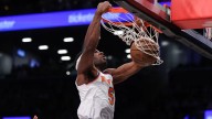 Skilled ex-Knicks center officially signs with lowly Western Conference squad
