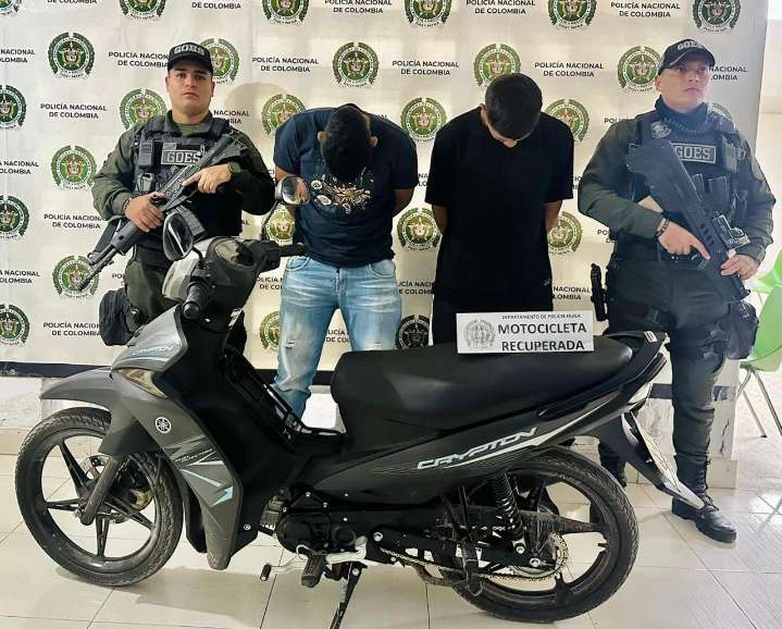 Policía en Pitalito recupera motocicleta hurtada y captura a dos presuntos responsables en tiempo récord