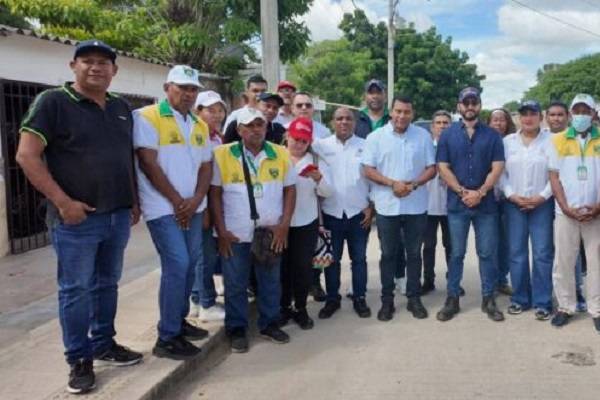 Reactivan obras de pavimentación y recuperan la movilidad en Maicao