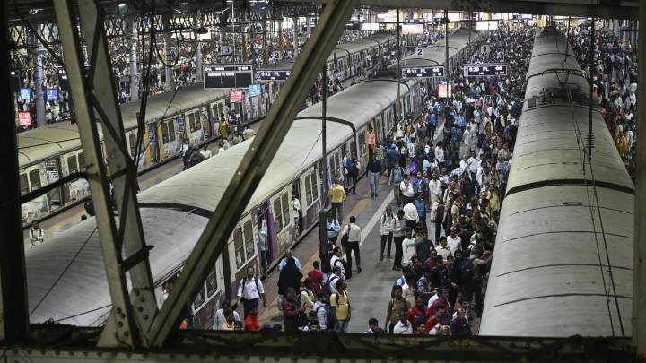 Central Railway to operate mega block in Mumbai on Sunday, check details