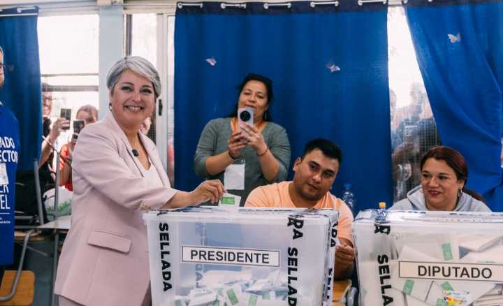 Elecciones en Chile: Jara se impone, pero habría balotage