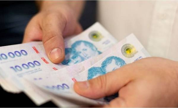 Bancarios acordaron un nuevo aumento salarial: más de $ 1.950.000