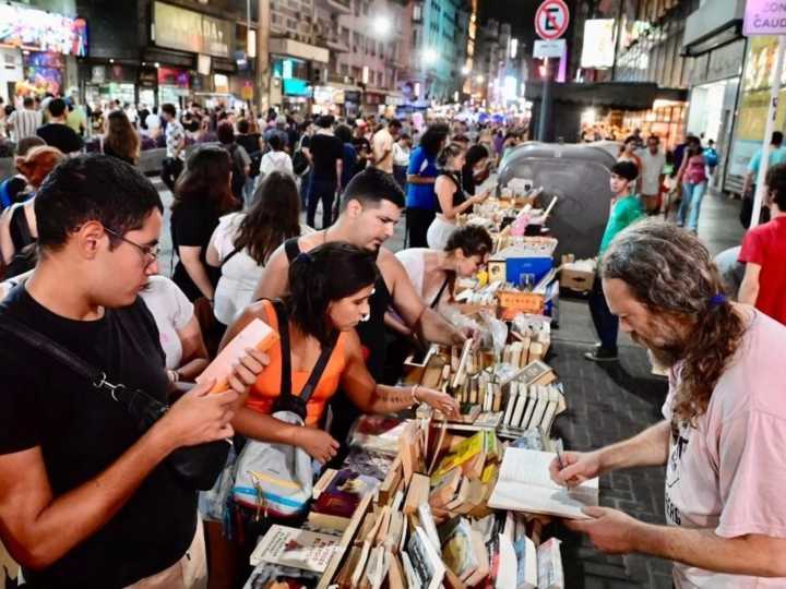 Cuándo es La Noche de las Librerías 2025: horarios, locales, descuentos y actividades gratis