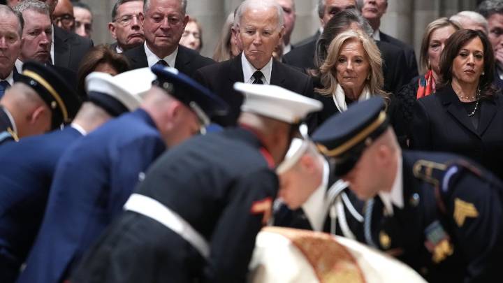 Funeral del vicepresidente Dick Cheney, con la ausencia de Trump