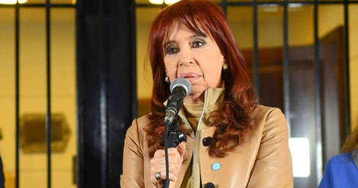 Revés judicial para Cristina Kirchner: rechazaron un pedido para volver a cobrar las pensiones de privilegio
