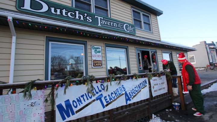 What is the mid-Hudson Valley’s favorite dive bar? Vote in our poll