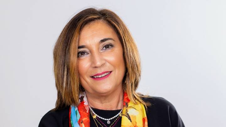 Rosaura Leis, premio Luis Noé Fernández, de la Fundación Alimerka