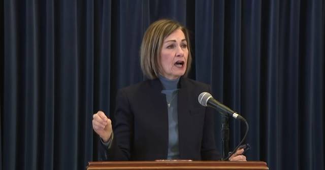 Governor Reynolds unveils $1B rural health plan for Iowa