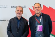 Dialoga el alcalde de Barcelona con el director de El País sobre el aporte de la ciudad condal