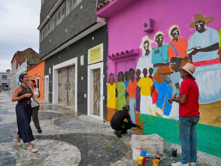 Avanzan labores para convertir la ciudad de Puerto Cabello en una «Ciudad Mural»