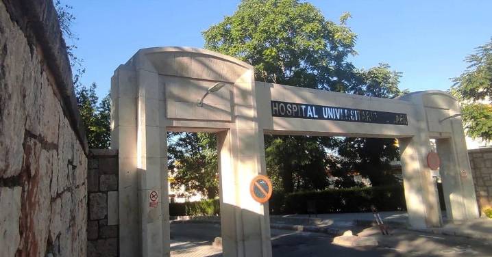 Denuncian que la Junta ha recortado en 7,2 millones el presupuesto para el Hospital de Jaén