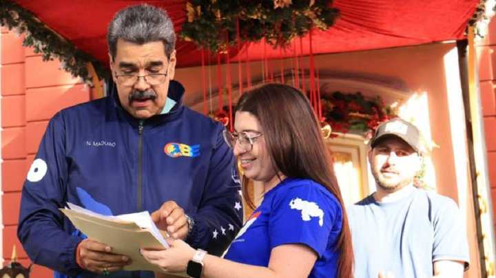 Maduro pidió a estudiantes «conectarse» a universitarios de EE.UU. para mediar en conflicto