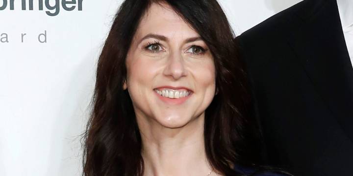 MacKenzie Scott says her college roommate loaned her $1,000 so she wouldn't have to drop out