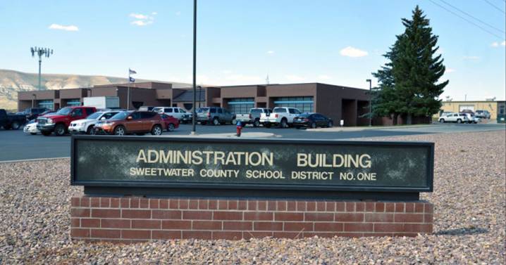 School Board Appoints CEO Anderson to Vacant Seat Monday