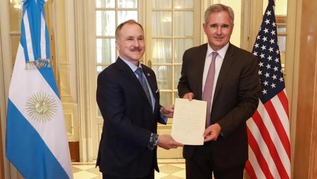 Lamelas entregó las cartas credenciales y ya es el embajador de EE.UU en Argentina