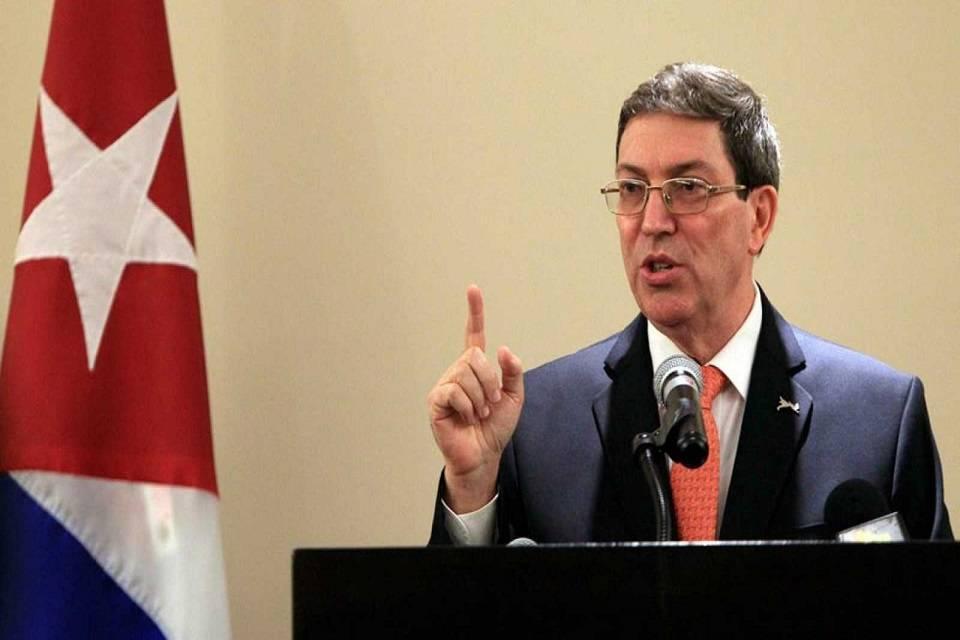 Canciller de Cuba denuncia interferencia electromagnética sobre espacio aéreo venezolano