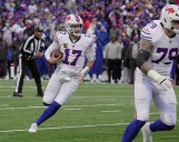 Deadspin | Bills praise 'unreal' Josh Allen ahead of game vs. Texans' stout D