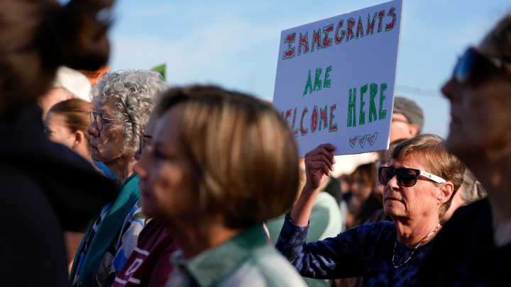 Iowa City residents push ‘due process’ resolution, warrant requirement amid ICE concerns