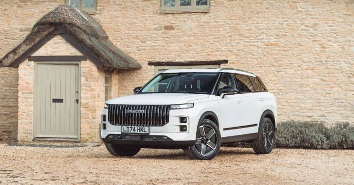 China’s ‘Temu Range Rover’ loved by school mums and costs £60k less