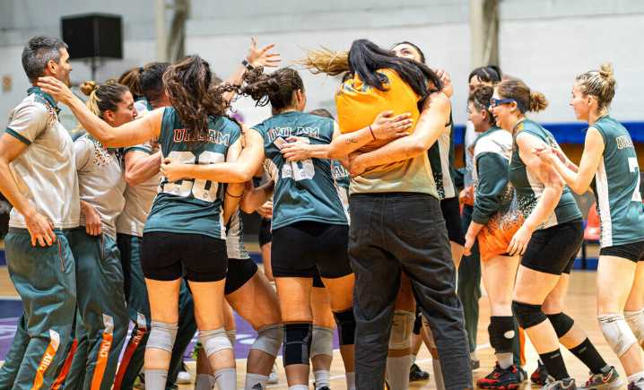 Vóley: la UNLaM dio vuelta la serie y se metió en semifinales por primera vez en su historia