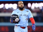 Blue Jays' bid for World Series victory will go the distance as Dodgers force Game 7