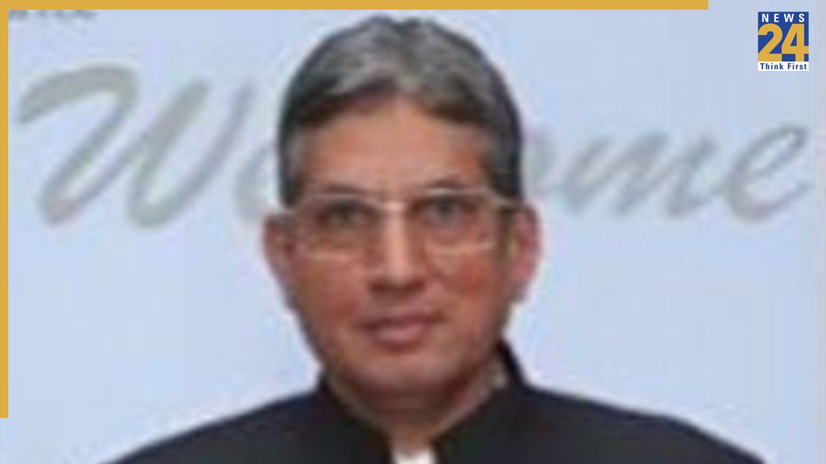 ED arrests Al Falah Group chairman Jawad Ahmed Siddiqui under PMLA, recovers Rs 48 lakh