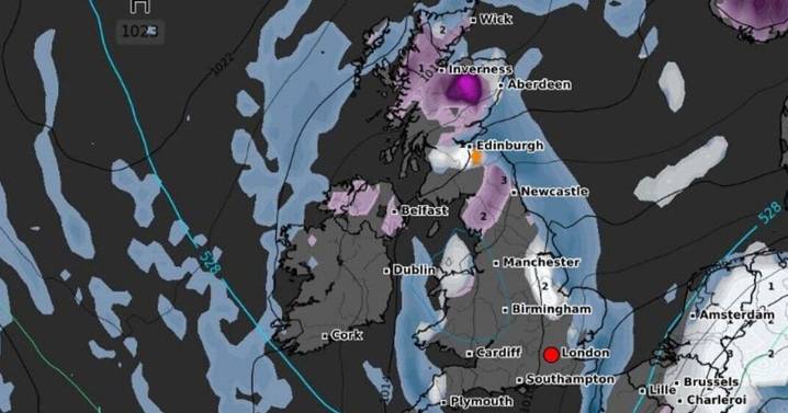 UK snow: Horror maps show 25cm blizzard smashing Britain with 62 counties hit