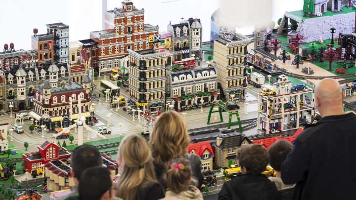 La legomanía se adueña este fin de semana de la Azucarera zaragozana