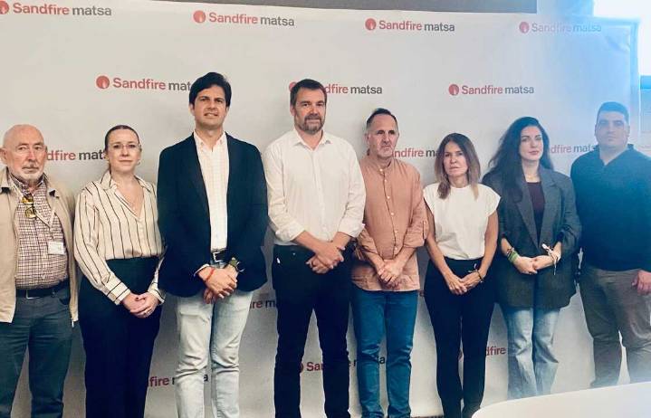 Sandfire MATSA renueva su colaboración con los municipios de su entorno a través de su Programa Pueblos