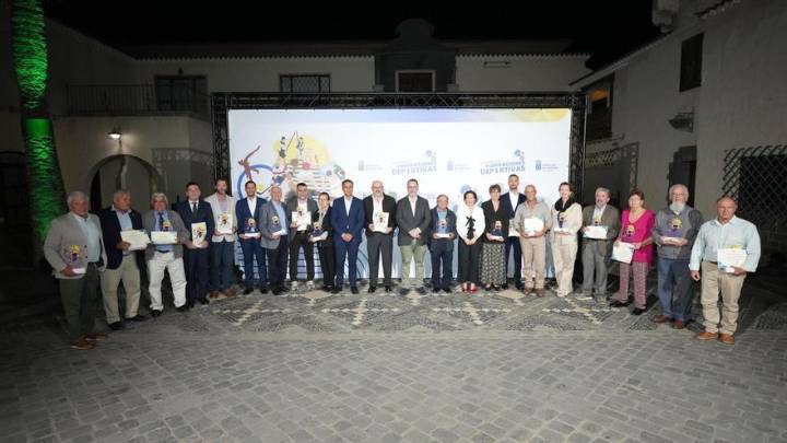 Canarias rinde homenaje a la labor de sus federaciones deportivas