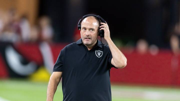 Raiders fire special teams coordinator Tom McMahon