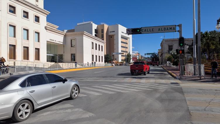 Concluye el desfile por la Revolución; abren calles