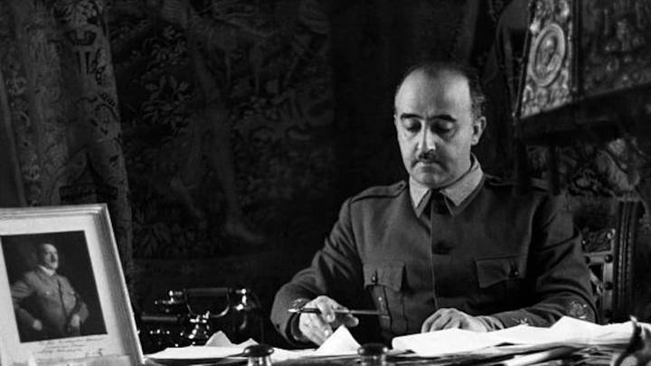 "La memoria supura cuando no se atiende": 'La Ventana' disecciona las sombras del franquismo que pesan sobre España