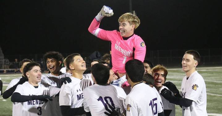 Photos: Mendota boys soccer is headed to State after thrilling victory over Quincy ND