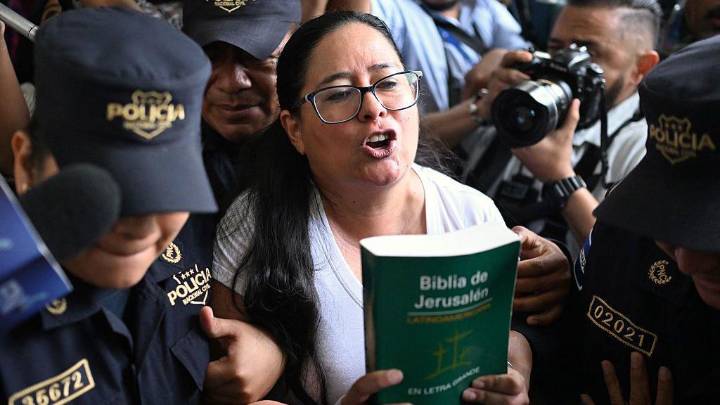 La denuncia contra Bukele del esposo de Ruth López, la abogada que lleva meses presa en El Salvador