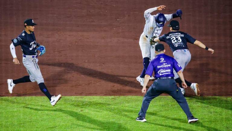 Jaguares completa barrida histórica ante Yaquis