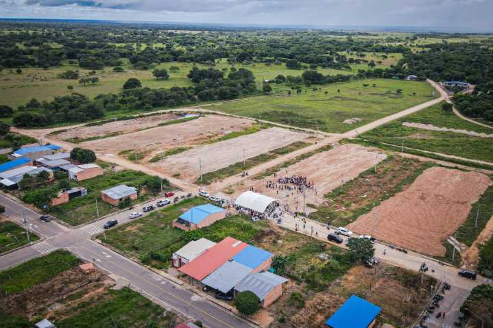 120 familias de Pore tendrán casa propia gracias al programa ‘Vivienda Cero Pesos’ del gobernador Zorro