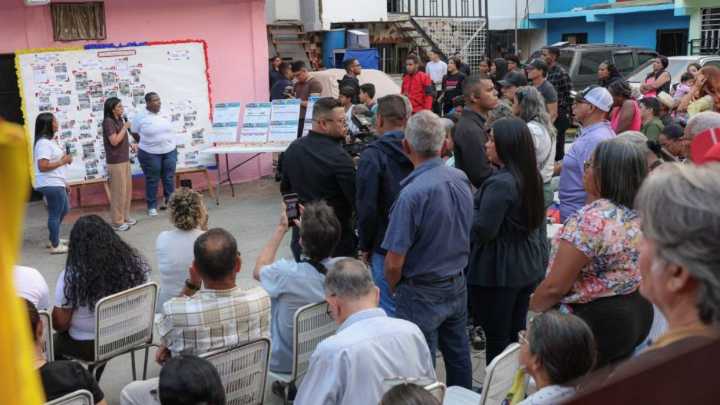 Caracas: Vicepresidenta ordena crear casa de los abuelos en la Comuna Aponwao