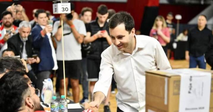 Stefano Di Carlo se impuso en unas elecciones históricas y es el nuevo presidente de River