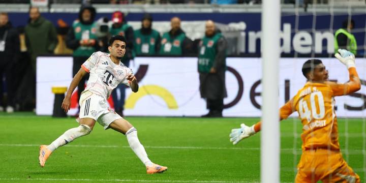 Luis Díaz apareció con gol para el Bayern Múnich ante el PSG: el guajiro igualó histórico récord en la Champions