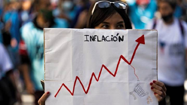 Ecoanalítica: inflación podría superar el 400% en 2025