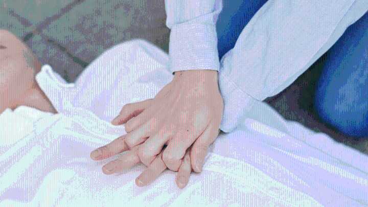 Two Kerala nurses perform CPR at 35,000 feet, save passenger’s life