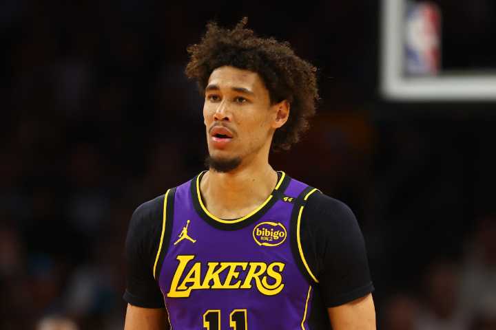 What Happened to Jaxson Hayes? Lakers Star Limps Off vs Trail Blazers