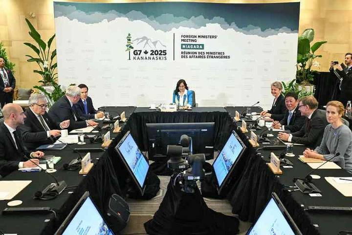 Ukraine presses G7 to boost support