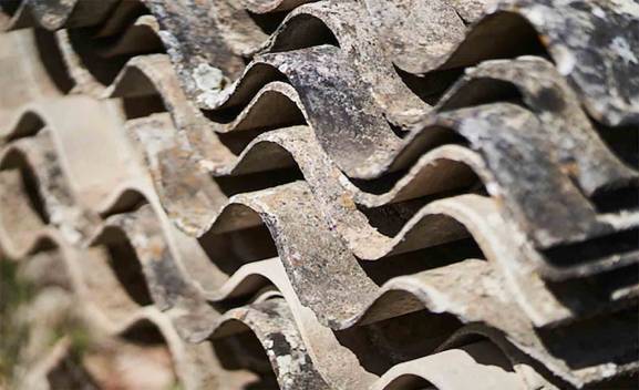 La Diputación asume una tarea de los ayuntamientos para crear el mapa provincial de amianto