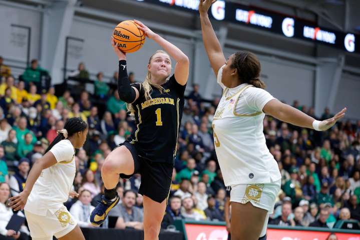 Revenge and resolve: Michigan women’s hoops make national statement, while men keep winning