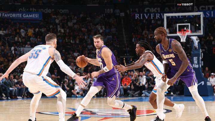 Reigning champion Thunder rout Luka Dončić, Lakers 121