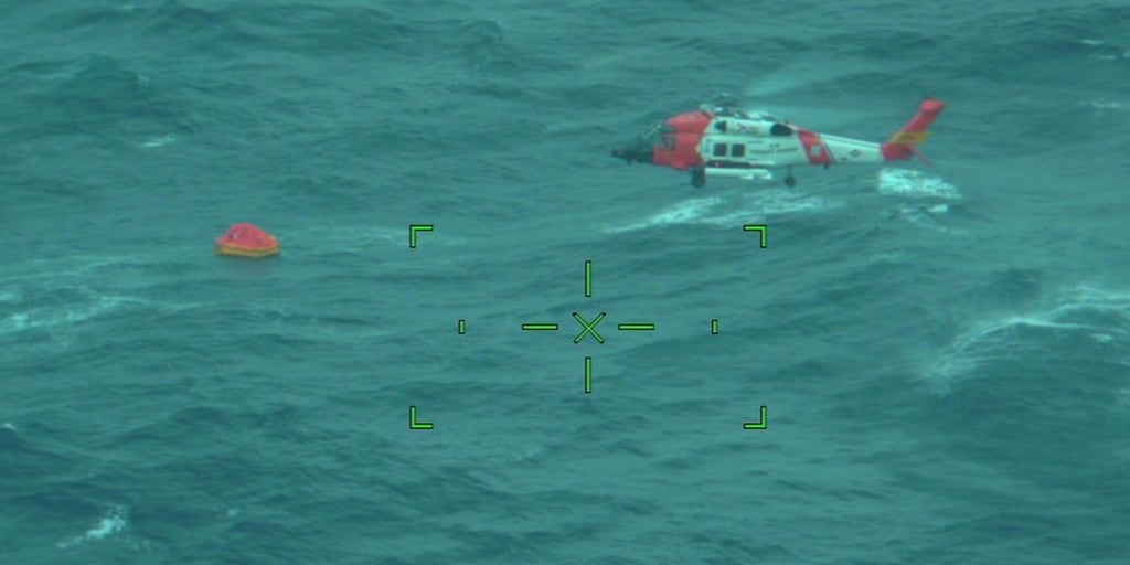 5 rescued from sinking sailboat 200 miles off Cape Hatteras coast